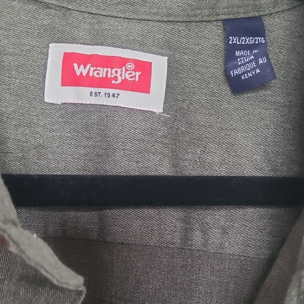 Mens Wrangler Shirt - Picture 2 of 3